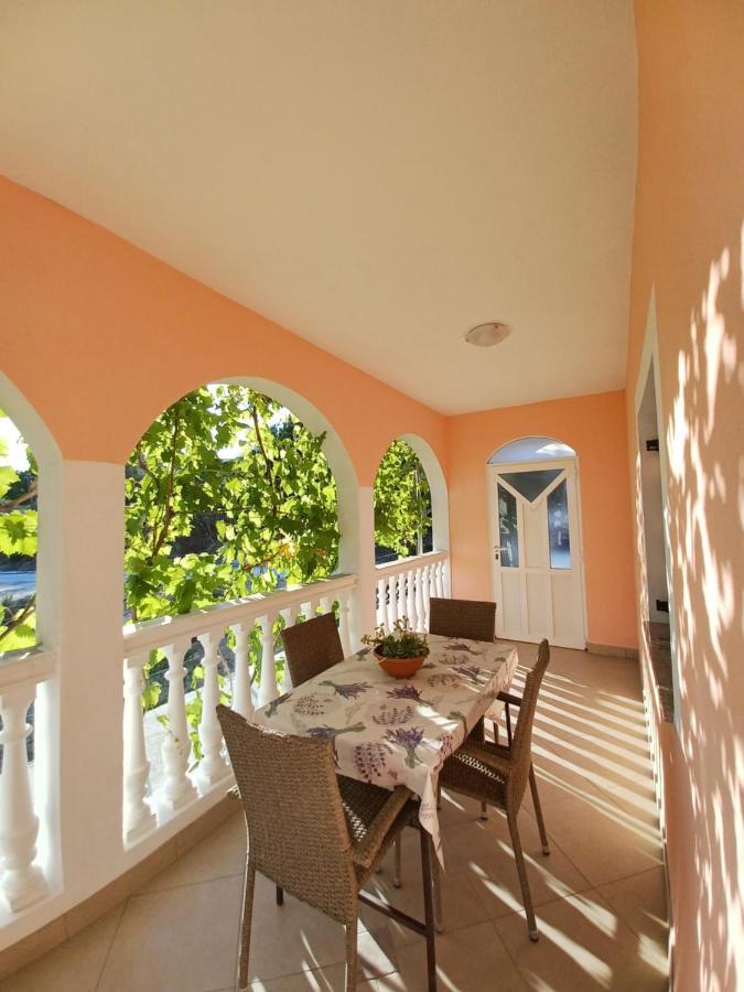 Apartment Mira Trogir Exterior foto