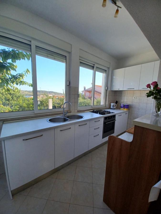 Apartment Mira Trogir Exterior foto