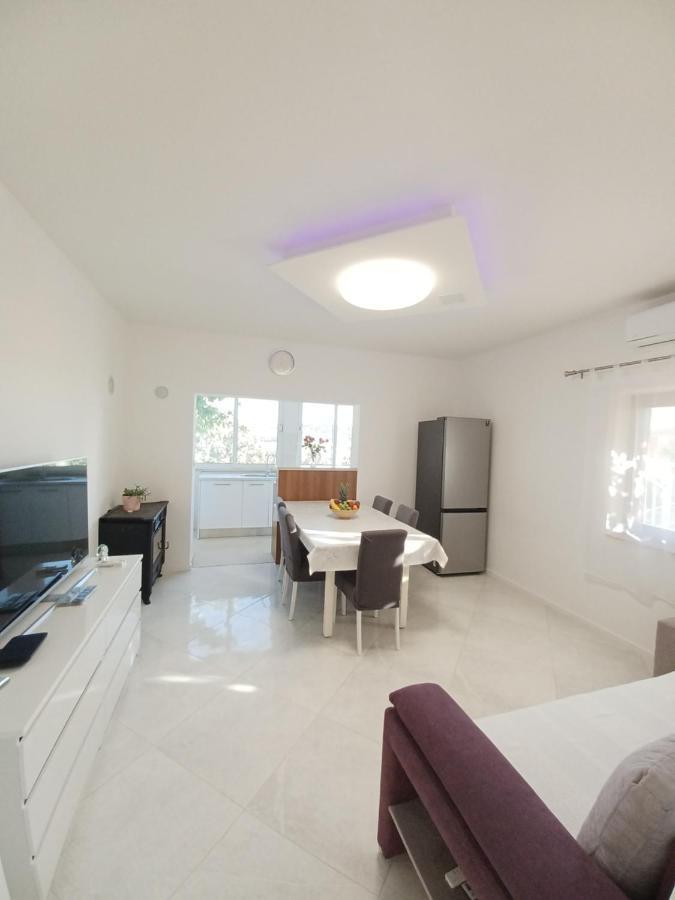 Apartment Mira Trogir Exterior foto