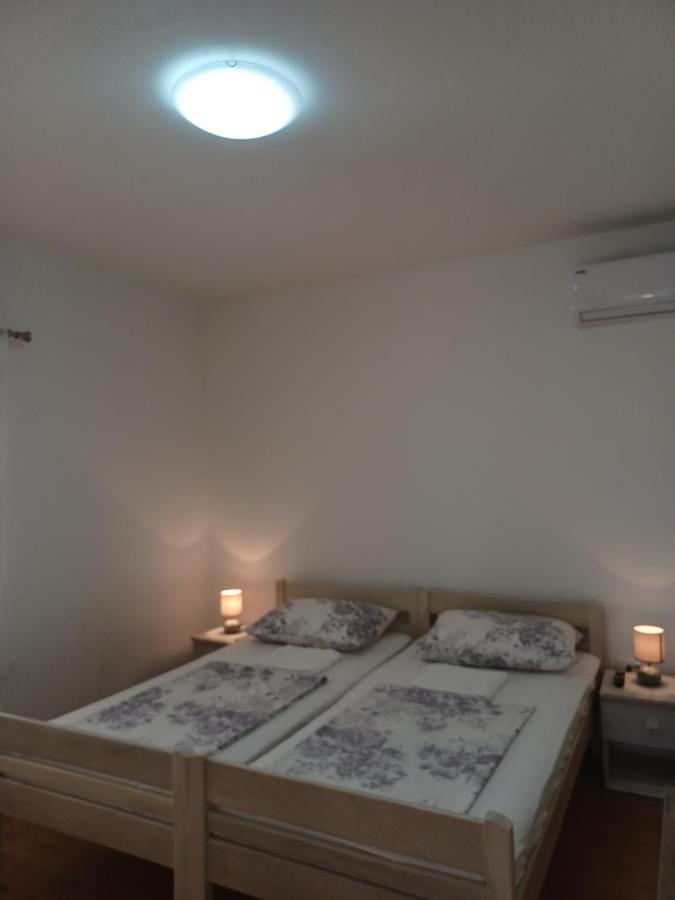 Apartment Mira Trogir Exterior foto