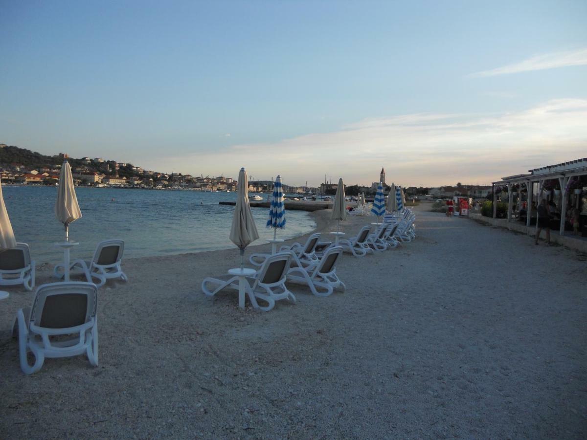 Apartment Mira Trogir Exterior foto